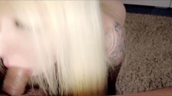 Ginacolada - Blondine mit grunen Augen lutscht gro?en Schwanz und nimmt Cumshot [FullHD 1080P]  - MyDirtyHobby