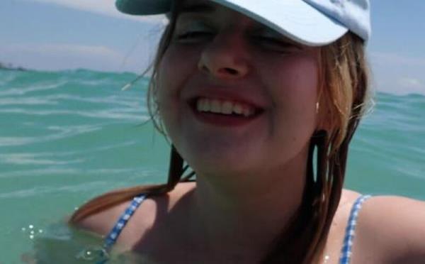 Dez Hansen - Sarasota 4 [FullHD 1080P]  - ATKGirlfriends