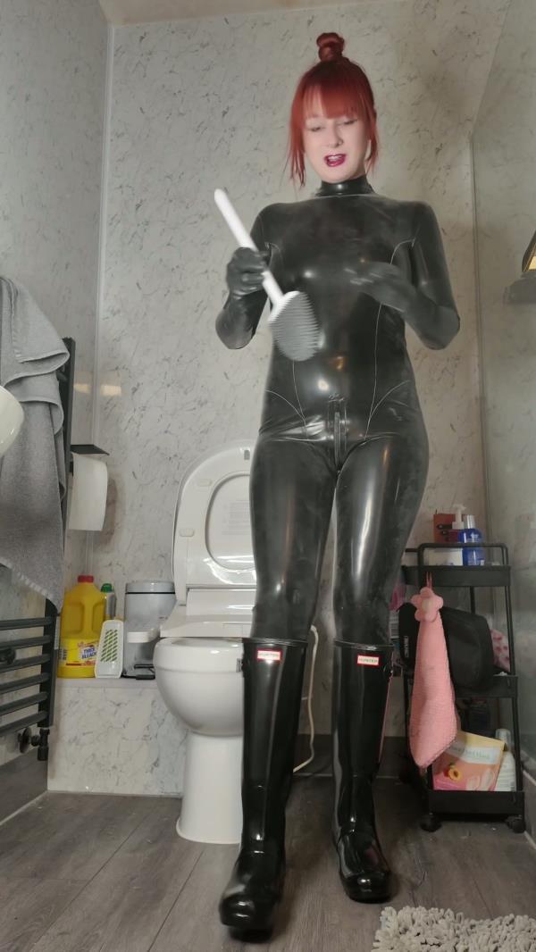 Princess Diss - Clean The Toilet For Princess Diss [FullHD 1080P]