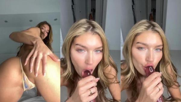 Hayley Maxfield - Strip And Dildo BJ [HD 720P]  - OnlyFans