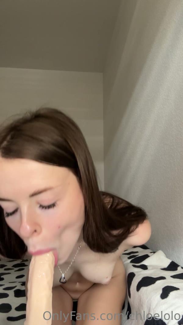 chloecuttie (chloelolo) - Dildo Blowjob [FullHD 1080P]  - OnlyFans