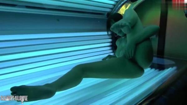Sandy4Love - Iim Solarium geil geworden [HD 720P]  - MyDirtyHobby