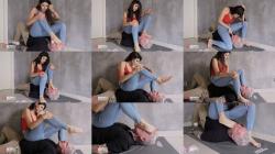 FEMDOMSQUAD Video Store - Turkish Princess Fiola - The Foot Doggy for my big Turkish Feet [4K 2160P]  