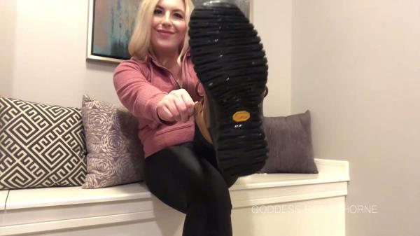 Goddess Rose Thorne - Winter Boots Bitch [FullHD 1080P]  