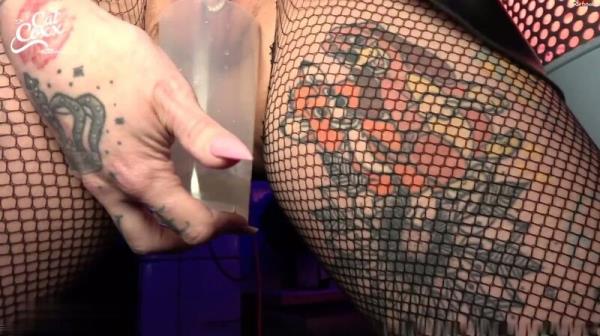 Cat-Coxx - NS Drinks fur die Party [FullHD 1080P]  - MyDirtyHobby